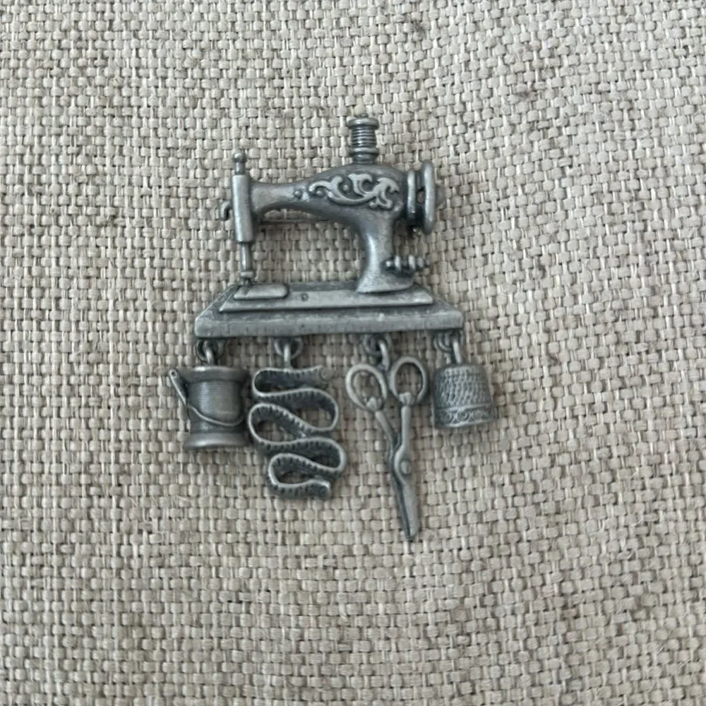 Vintage DaneCraft Pewter Sewing Machine Brooch Pin With Dangles Charms